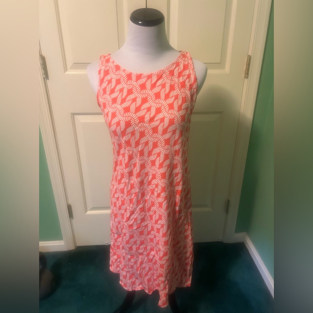 Escapada Coral and White Geometric Dress
